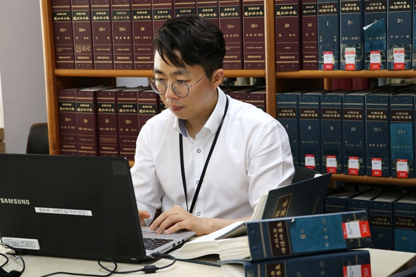 전문가 도움없이 쉽게 찾는 법령정보서비스