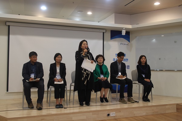 ▲ 강연 후에는 강연자와 참석자들 사이에 활발한 질답과 토론이 이뤄졌다.