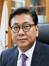 이용석 국립산림품종관리센터장