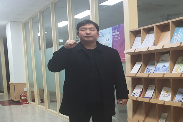 지역주도형 3가지 일자리 사업 중 지역정착지원형으로 취업에 성공한 김민준(37)씨는 신발 스타트업에서 입사해 5개월 째 일하고 있다.