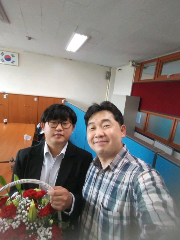선생님과 함께.