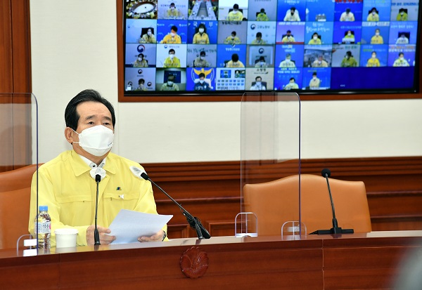 정세균 국무총리가 25일 정부서울청사에서 열린 코로나19 대응 중앙재난안전대책본부 회의에서 발언하고 있다.(사진=국민소통실)