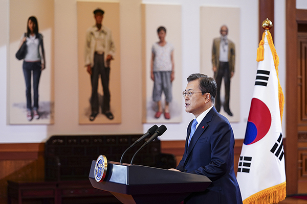 문재인 대통령이 11일 청와대에서 신년사를 하고 있다. (사진=청와대)