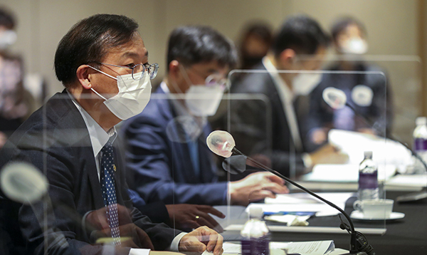 31일 2021년 제1차 국가암관리위원회에서 강도태 보건복지부 2차관이 발언하고 있다.