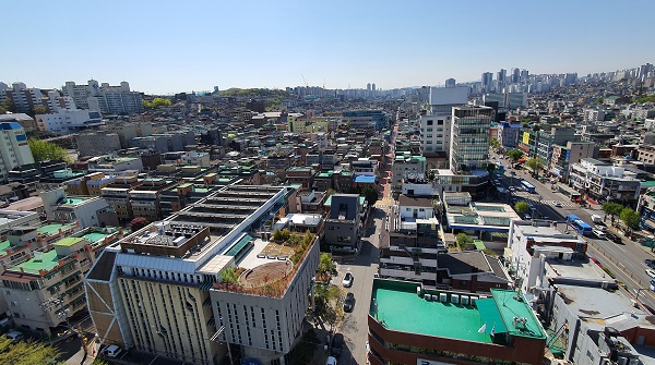 14일 정부는 도심 공공주택 복합사업 2차 후보지로 강북구 미아역과 동대문구 용두역 등 13곳을 선정했다. 사진은 미아역 인근 후보지.(사진=저작권자(c) 연합뉴스, 무단 전재-재배포 금지)