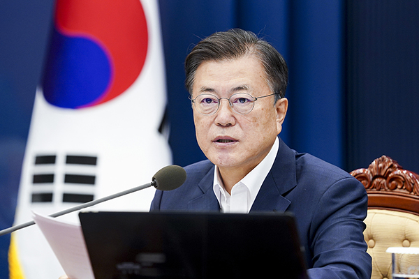 문재인 대통령이 6일 청와대에서 열린 국무회의에서 발언하고 있다. (사진=청와대)