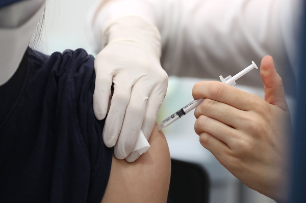 7월 중순부터 교직원 및 고3 수험생을 대상으로 한 코로나19 백신 1차 접종이 이뤄진 바 있다.
