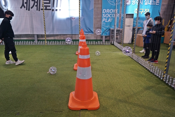 4차 산업발전과 드론축구