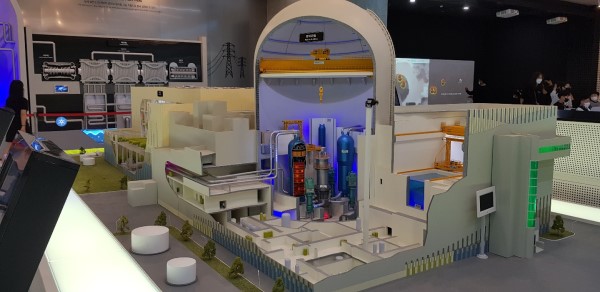 한수원 에너지 팜에 전시된 최신형 원자력발전소 모델(APR1400)