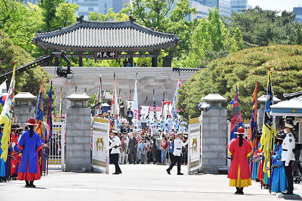 지난 5월 10일 펼쳐진 청와대 개문 행사 현장. (사진=청와대이전TF)