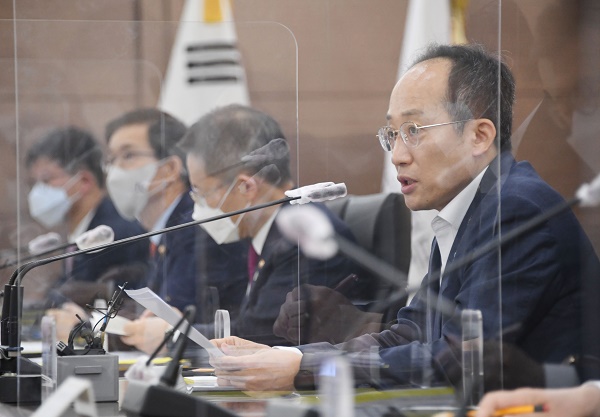 추경호 부총리 겸 기획재정부 장관이 9일 정부세종청사에서 ‘제2차 경제관계장관회의’를 주재, 모두발언을 하고 있다. (사진=기획재정부)