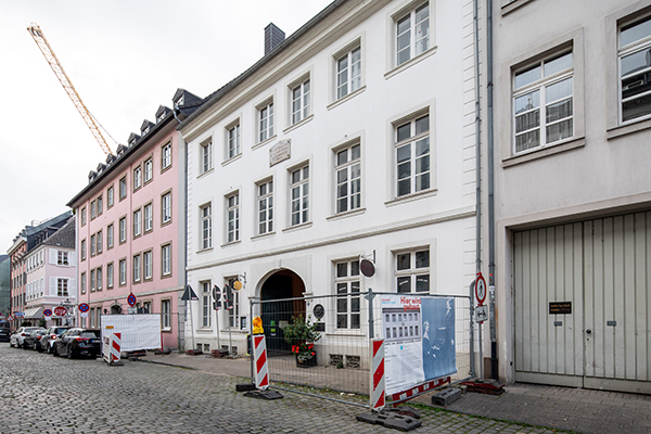 독일 스트라우스 15번지에 있는 클라라와 로버트 슈만의 이전 집(오른쪽에서 두 번째). 2021년부터 슈만 컬렉션은 박물관을 갖게 된다. (사진=저작권자(c) dpa/연합뉴스, 무단 전재-재배포 금지)