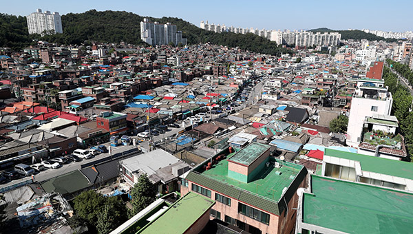 정비사업이 추진 중인 서울 신림1구역 전경.(사진=저작권자(c) 연합뉴스, 무단 전재-재배포 금지)