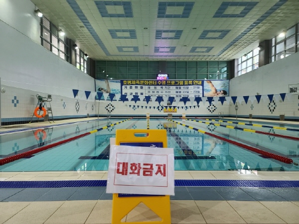 밀폐·밀접·밀집 등 3밀 환경에서의 모임은 최소화 하는 게 좋다.