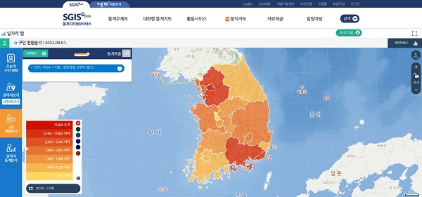 구인현황분석에서 지역은 전국/ 직종을 경영, 행정, 사무직으로 선택하여 지도에 표시한 것이다. 색이 진할수록 구인수가 많다는 의미이다. (출처=SGIS 일자리맵 누리집)