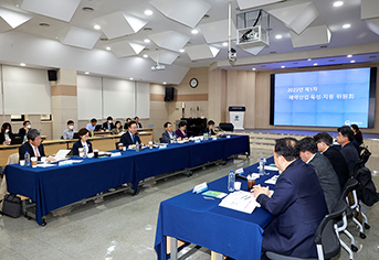 블록버스터급 혁신 신약 2개·수출 2배 달성…글로벌 6대 제약강국 도약
