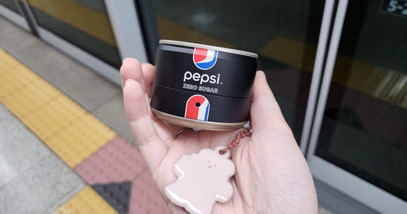 나의 이어폰 충전케이스를 무사히 되찾았다.