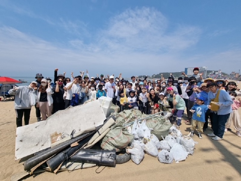 강원도 양양 하조대 해변 알줍 활동!(출처=해양수산부 보도자료)