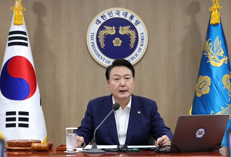 윤석열 대통령일 1일 서울 용산 대통령실 청사에서 열린 국무회의에서 발언하고 있다.(사진=저작권자(c) 연합뉴스, 무단 전재-재배포 금지)