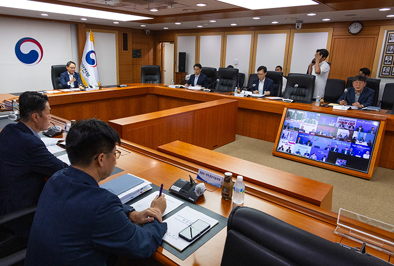 고기동 행정안전부 차관이 28일 오전 서울 종로구 정부서울청사에서 열린 ‘이상 동기 범죄(일명 ‘묻지마 범죄’)’ 대응 관련 회의에 참석해 발언하고 있다. (사진=저작권자(c) 연합뉴스, 무단 전재-재배포 금지)