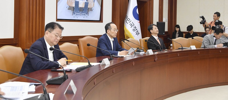 추경호 부총리 겸 기획재정부 장관이 9월 4일 오전 서울 종로구 정부서울청사에서 열린 ‘비상경제장관회의 겸 수출투자대책회의’를 주재, 모두발언을 하고 있다.(사진=기획재정부)
