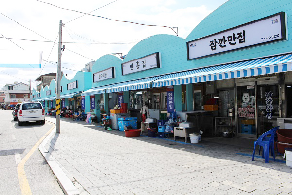 군산 구도심 100년 전통의 순대국밥거리 조성.