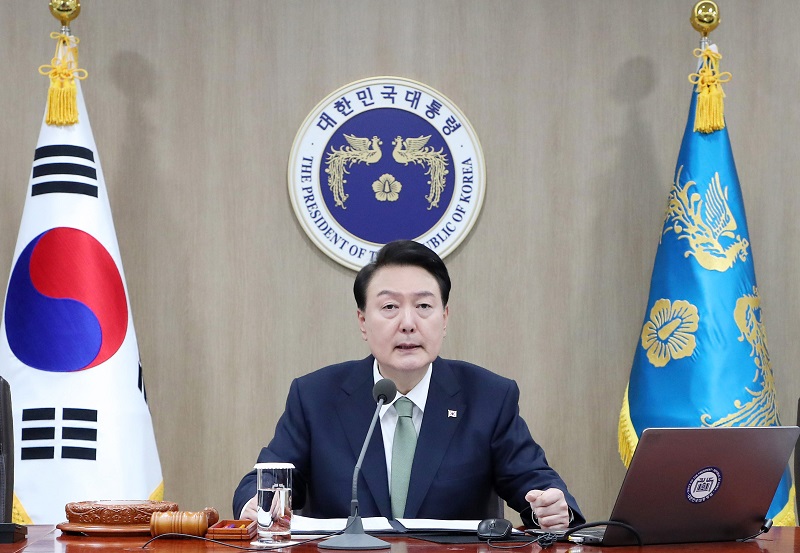 윤석열 대통령이 30일 서울 용산 대통령실 청사에서 열린 국무회의에서 발언하고 있다.(사진=저작권자(c) 연합뉴스, 무단 전재-재배포 금지)