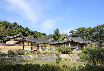 11월 가볼 만한 곳…이야기가 있는 고택 여행지 5곳