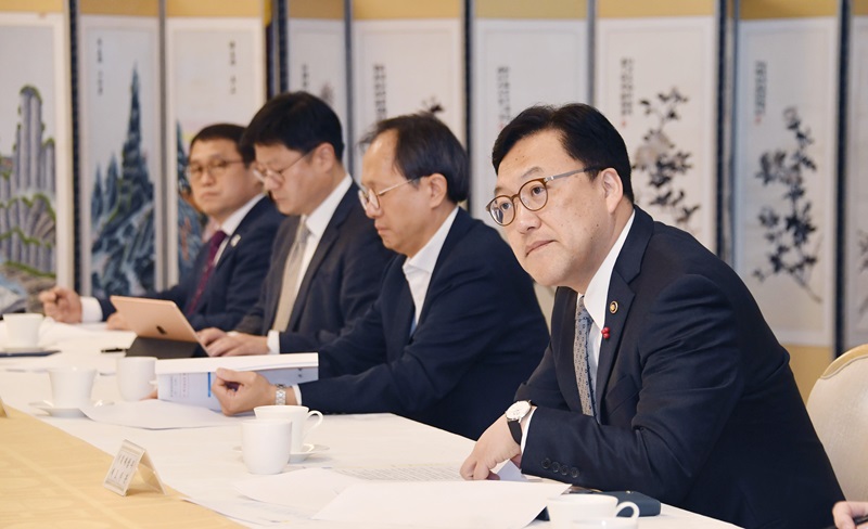김병환 기획재정부 차관이 12일 오전 서울 종로구 정부서울청사에서 열린 ‘제8차 물가관계차관회의’를 주재, 모두발언을 하고 있다. (사진=기획재정부)