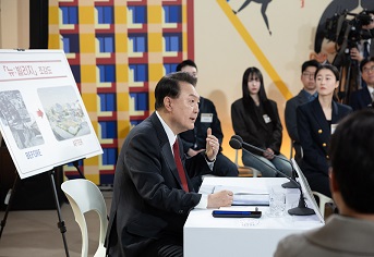 윤 대통령 “노후 단독·빌라촌 획기적으로 바꾸는 뉴:빌 사업 도입” #21차 민생토론(3.19)
