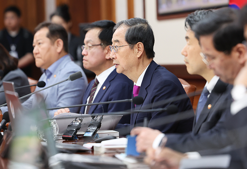 한덕수 국무총리가 30일 서울 종로구 정부서울청사에서 열린 국무회의에서 모두발언을 하고 있다. (ⓒ뉴스1, 무단 전재-재배포 금지)