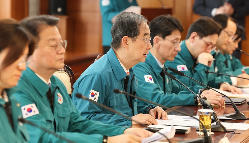 한덕수 국무총리가 1일 서울 종로구 정부서울청사에서 열린 의사집단행동 중앙재난안전대책본부 회의에서 모두발언을 하고 있다. 2024.5.1. (ⓒ뉴스1, 무단 전재-재배포 금지)