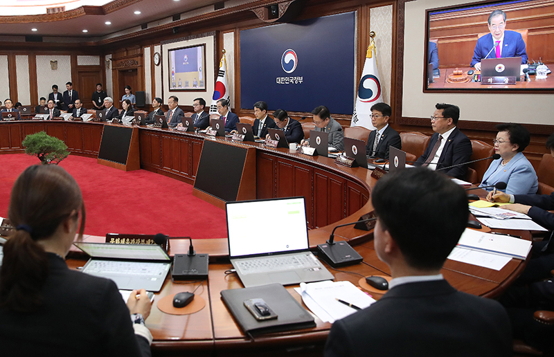 한덕수 국무총리가 21일 서울 종로구 정부서울청사에서 열린 국무회의에서 발언을 하고 있다. (ⓒ뉴스1, 무단 전재-재배포 금지)