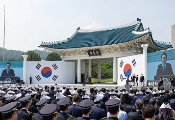 대통령 “호국 영웅 최고 예우…의료서비스 개선·재활 지원 확대” - 대한민국정책포털 korea.kr