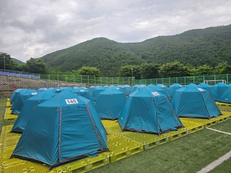 소방안전캠프는 2박 3일동안 진행된다. 아이들은 편안한 집을 떠나 텐트에서 지내며 서로 금세 가까워 진다고 한다.