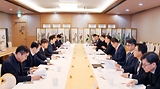 김범석 기획재정부 차관이 5일 오전 서울 종로구 정부서울청사에서 열린 ‘경제금융상황 점검 전담반(TF) 회의’를 주재하고 있다.(ⓒ뉴스1, 기획재정부 제공, 무단 전재-재배포 금지)
