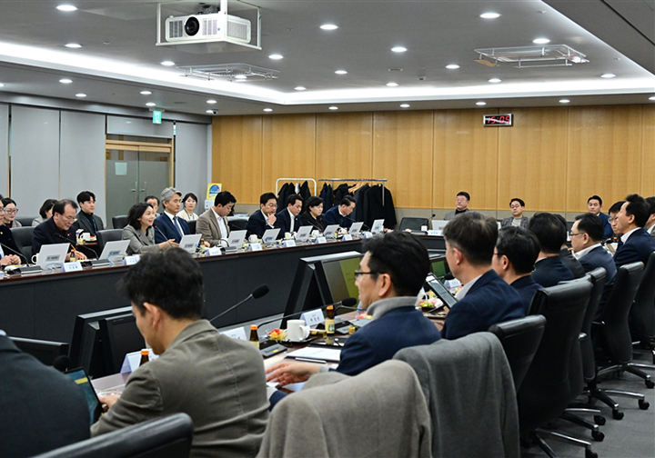서울시의회에서 서울시 시정현안설명회를 진행하고 있다. 2025.02.14 (사진=서울특별시의회)