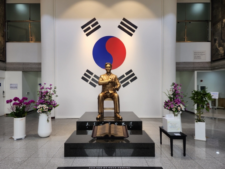 광복 80주년을 맞아서 지난 2월에 매헌윤봉길의사기념관이 디지털 전시 공간을 조성한 뒤 재개관했다.
