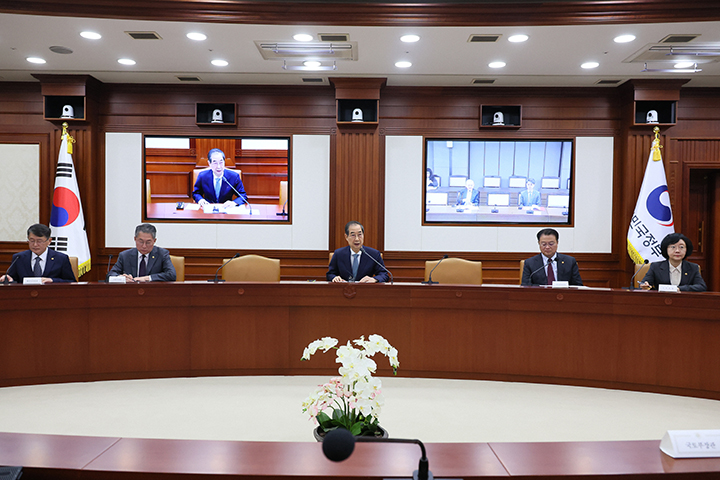 한덕수 대통령 권한대행 국무총리가 10일 서울 종로구 정부서울청사에서 열신 국정현안관계장관회의에서 발언을 하고 있다. 2025.4.10 (ⓒ뉴스1, 무단 전재-재배포 금지)