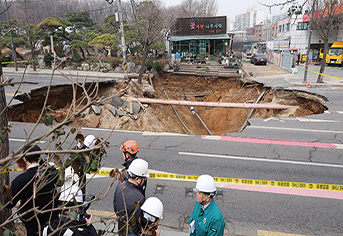 굴착공사장 지반침하 사고 예방 강화…국토부, 고위험지역 직권 조사