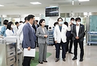 지영미 질병관리청장이 5일 코로나19 유행을 대비해 세종충남대학교병원을 방문, 대비 상황을 점검하고 있다. 2025.6.5 (ⓒ뉴스1, 무단 전재-재배포 금지)
