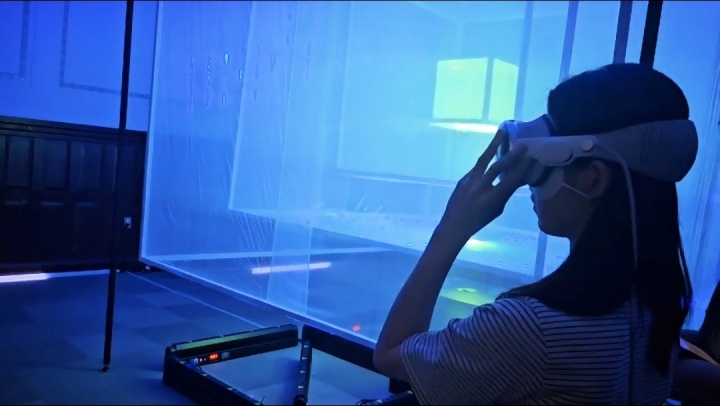 <우리들의 낙원> 버츄얼 데이터베이스 파빌리온, VR 체험