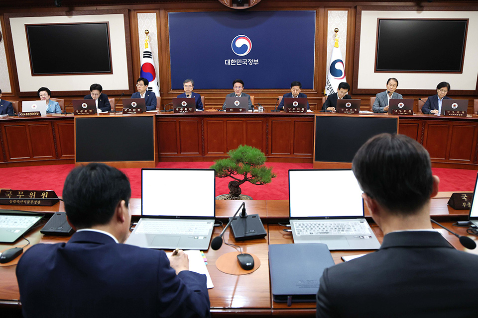 김 총리 "한미 관세협상 의미있는 결과…농축산업 중요한 이익 지켜"