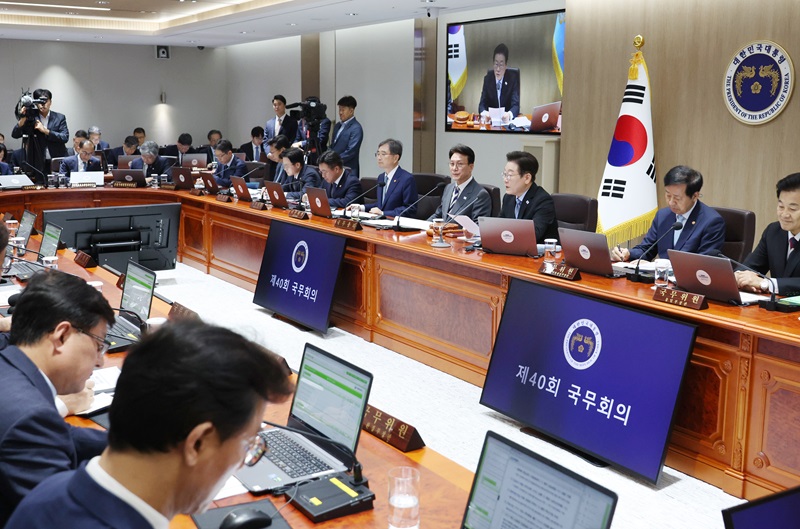 이재명 대통령이 2일 용산 대통령실에서 국무회의를 주재하고 있다. 2025.9.2(사진=저작권자(c) 연합뉴스, 무단 전재-재배포 금지)