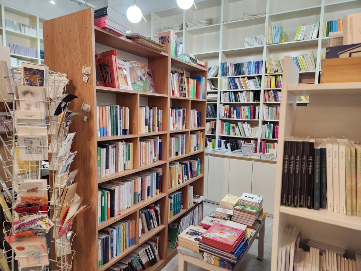 '우리 동네에서 인문학을 만나다'라는 표어처럼 전국 곳곳에서 '길 위의 인문학'을 만날 수 있다.