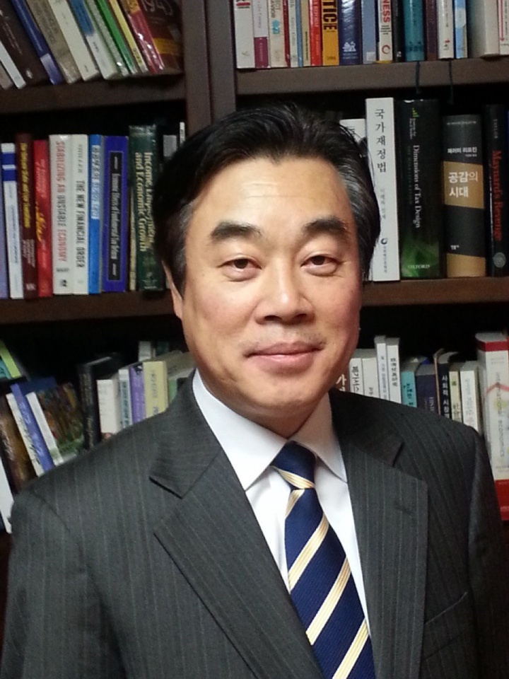 강병구 인하대학교 경제학과 교수