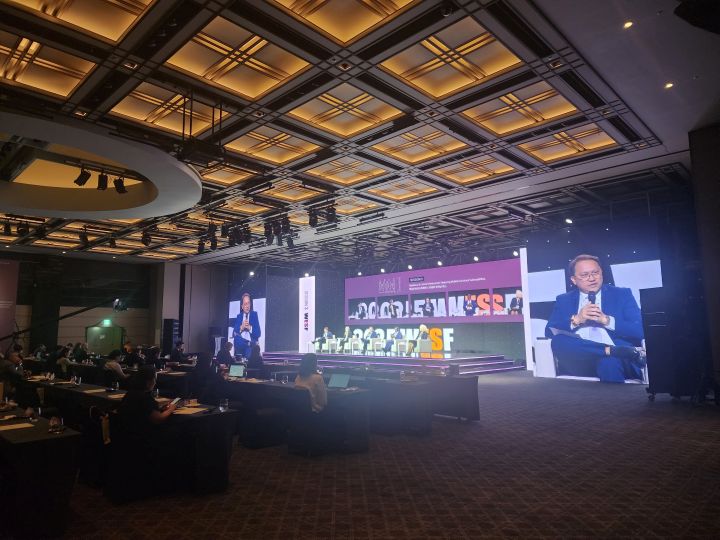 핵심인프라의 회복력과 다차원적 취약성 해소에 대해 논의한 세 번째 세션.
