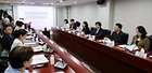 정은경 보건복지부 장관이 17일 서울 중구 아동권리보장원에서 열린 제1차 입양정책위원회 회의에서 모두 발언을 하고 있다.(ⓒ뉴스1, 무단 전재-재배포 금지)