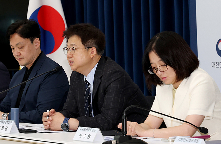 김용균 행정안전부 안전예방정책실장이 AI 기반 지능형 안전정보 대국민 안전서비스 추진 등을 발표하고 있다. 2025.9.16. (ⓒ뉴스1, 무단 전재-재배포 금지)