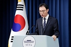 이규연 홍보소통수석이 17일 용산 대통령실에서 동남아 불법 구인 광고 긴급 삭제 관련 브리핑을 하고 있다. 2025.10.17 [대통령실통신사진기자단]